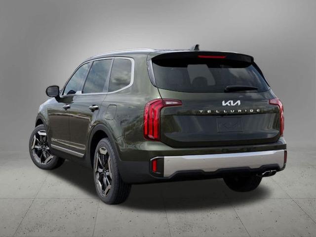 Photo of 2025 Green Kia Telluride