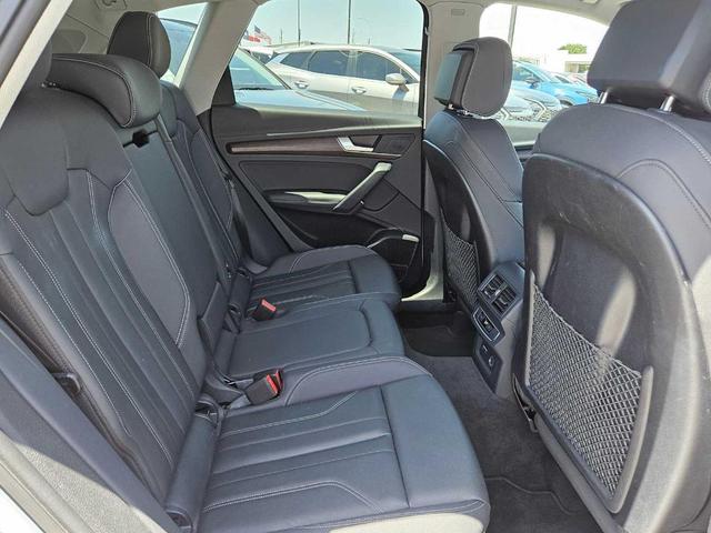 Photo of 2024 Arkona White Audi Q5