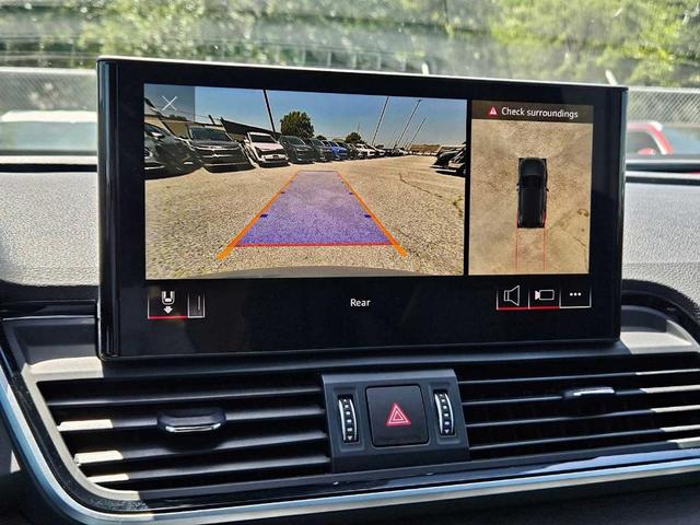 Photo of 2024 Arkona White Audi Q5