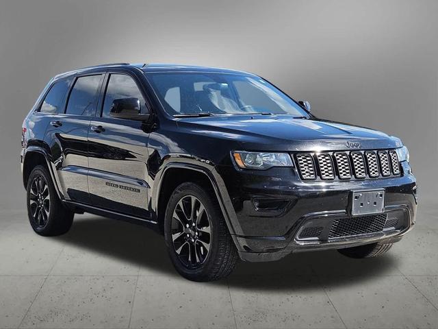Photo of 2021 Diamond Black Jeep Grand Cherokee
