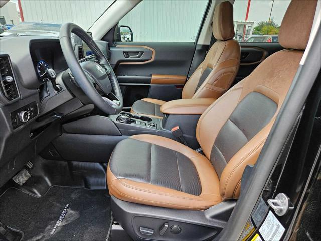Photo of 2023 Shadow Black Ford Bronco Sport