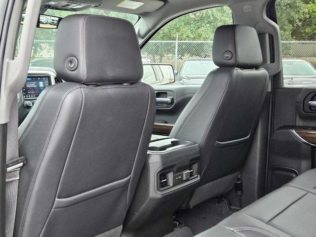 Photo of 2021 Black Chevrolet Silverado 1500