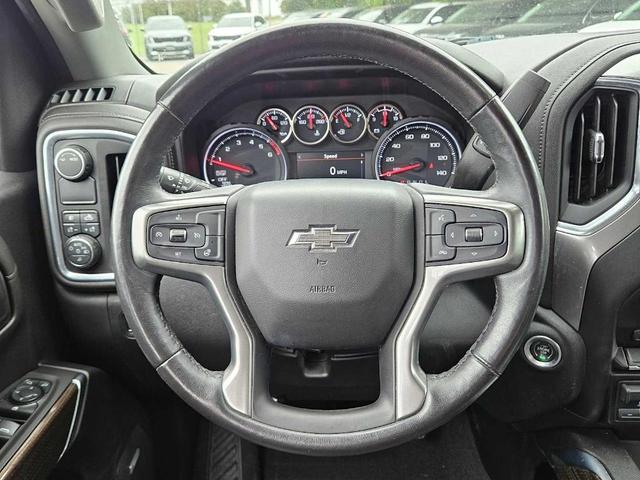 Photo of 2021 Black Chevrolet Silverado 1500