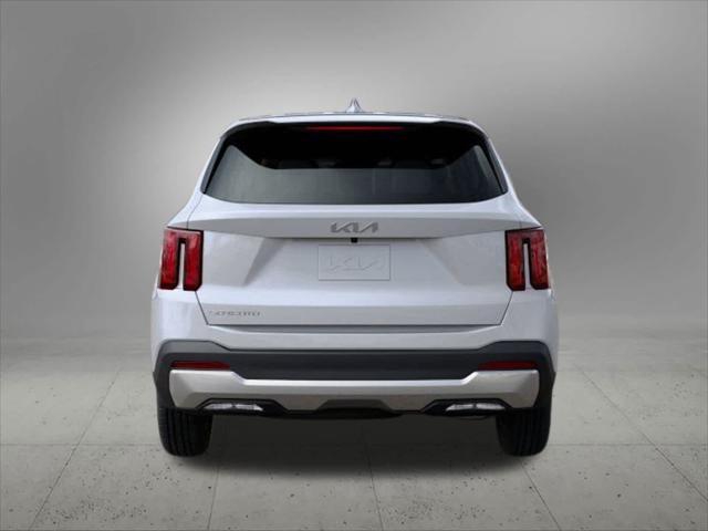 Photo of 2025 Glacial White Pearl Kia Sorento