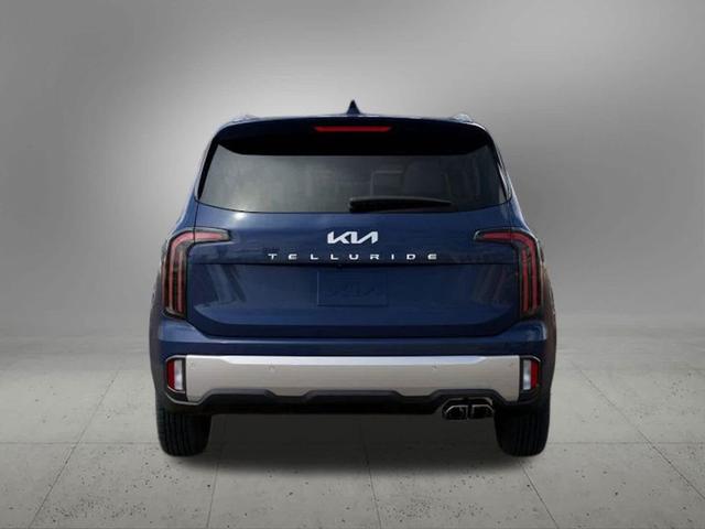 Photo of 2025 Blue Kia Telluride