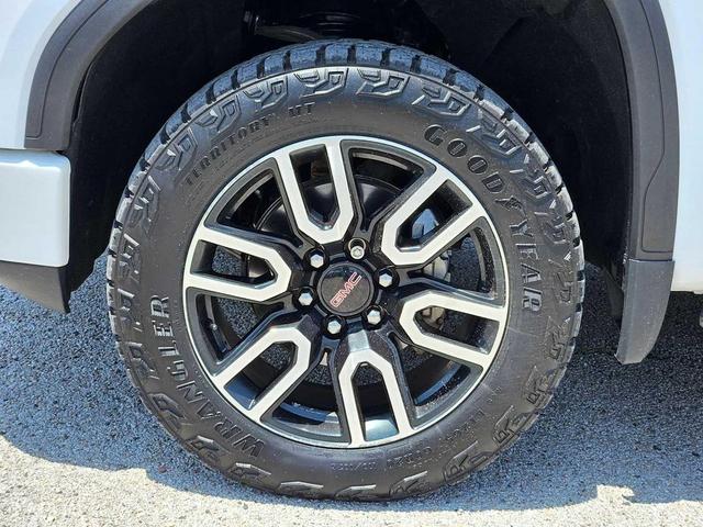 Photo of 2021 Summit White GMC Sierra 1500
