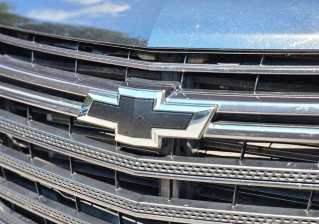 Photo of 2018 Mosaic Black Metallic Chevrolet Traverse