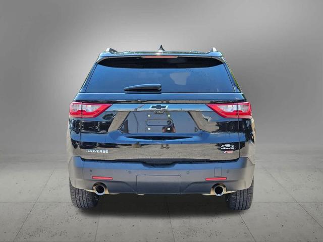 Photo of 2018 Mosaic Black Metallic Chevrolet Traverse