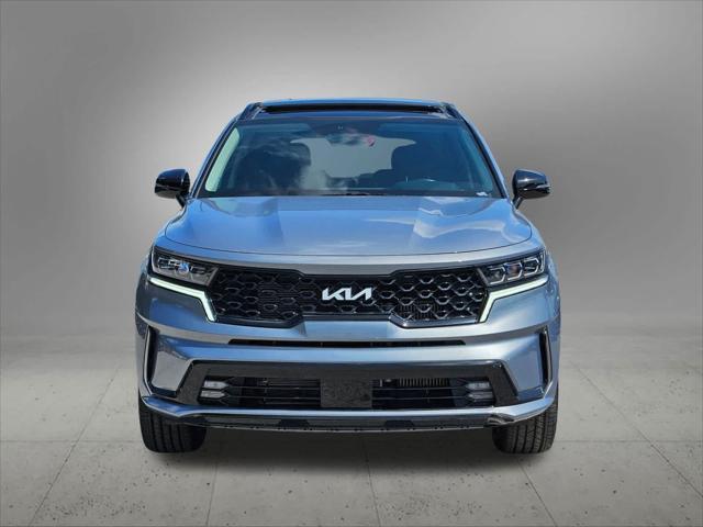 Photo of 2023 Everlasting Silver Kia Sorento