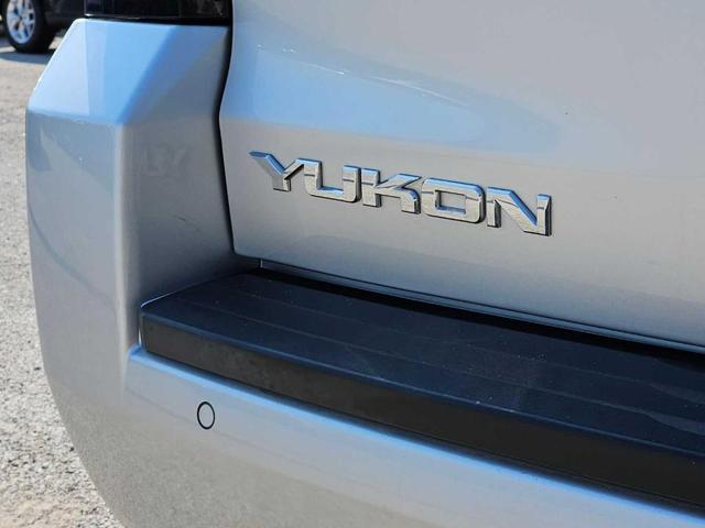 Photo of 2020 Quicksilver Metallic GMC Yukon