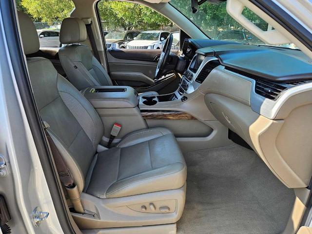 Photo of 2020 Quicksilver Metallic GMC Yukon