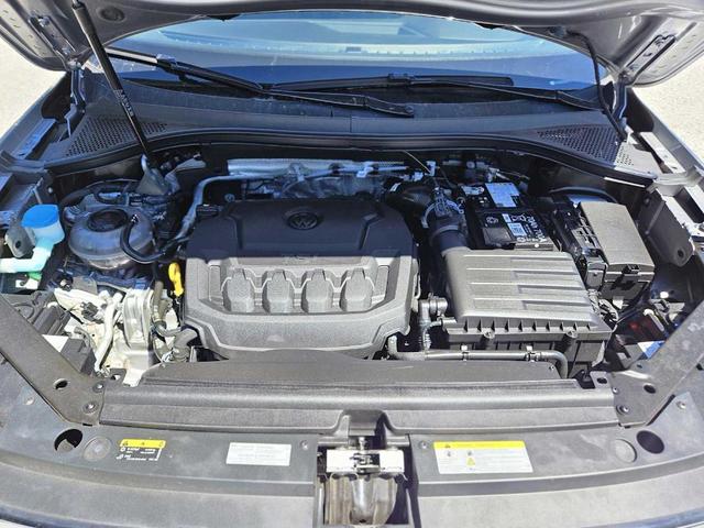 Photo of 2024 Pyrite Silver Metallic Volkswagen Tiguan
