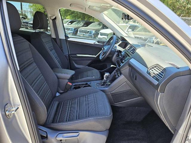 Photo of 2024 Pyrite Silver Metallic Volkswagen Tiguan