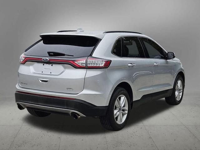Photo of 2018 Ingot Silver Metallic Ford Edge