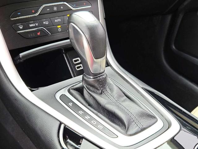 Photo of 2018 Ingot Silver Metallic Ford Edge