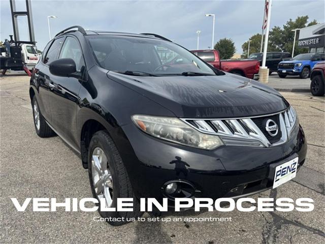 Photo of 2010 Super Black Clearcoat Nissan Murano