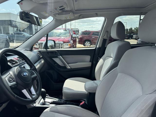 Photo of 2017 Ice Silver Metallic Subaru Forester