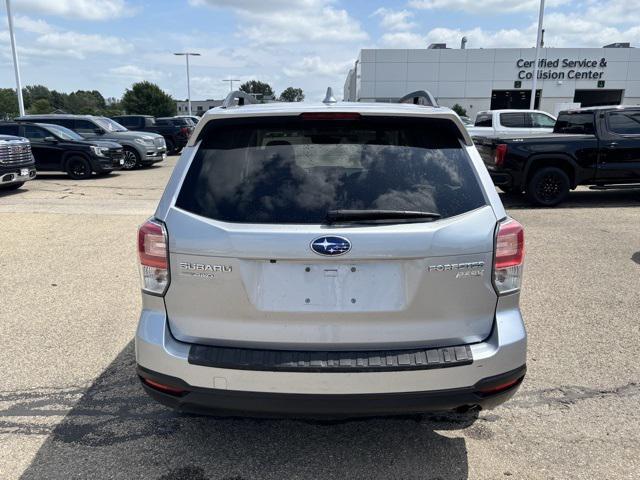 Photo of 2017 Ice Silver Metallic Subaru Forester