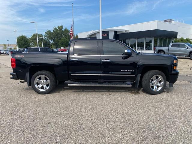 Photo of 2015 Black Chevrolet Silverado 1500