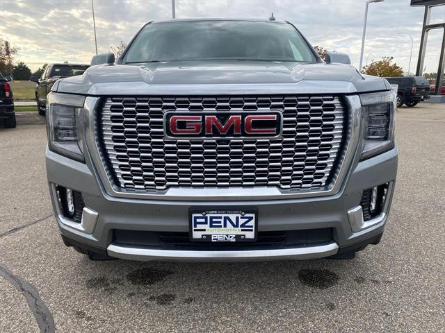 Photo of 2023 Sterling Metallic GMC Yukon XL