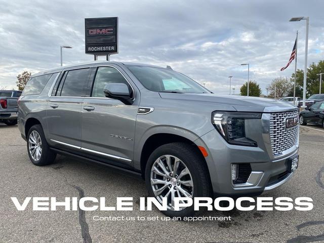 Photo of 2023 Sterling Metallic GMC Yukon XL