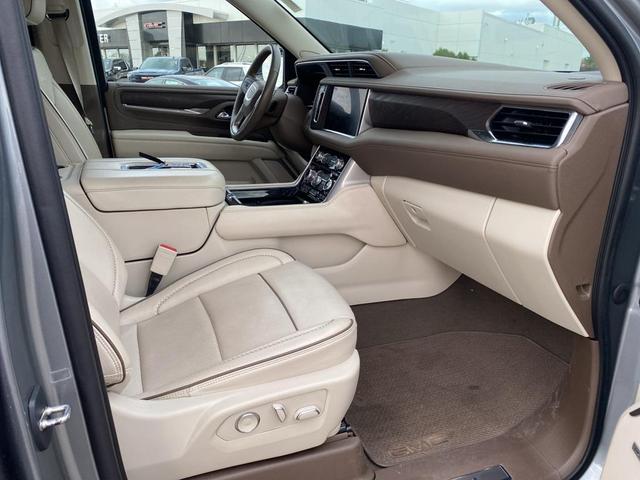 Photo of 2023 Sterling Metallic GMC Yukon XL