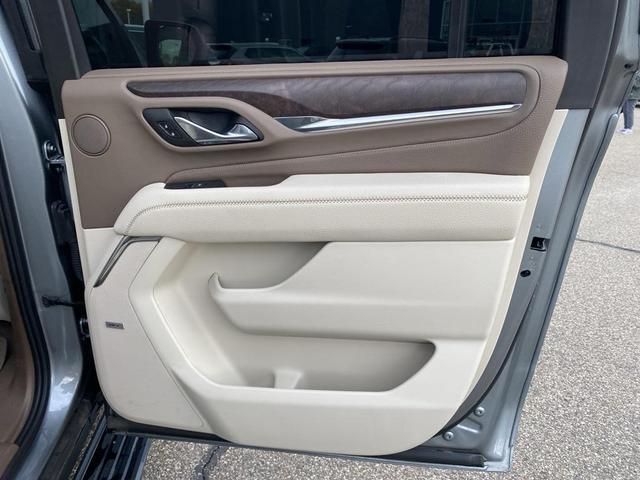 Photo of 2023 Sterling Metallic GMC Yukon XL