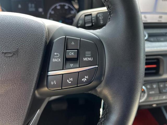 Photo of 2023 Shadow Black Ford Maverick