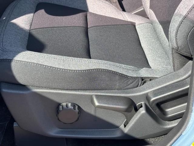 Photo of 2025 Azure Gray Metallic Ford Bronco