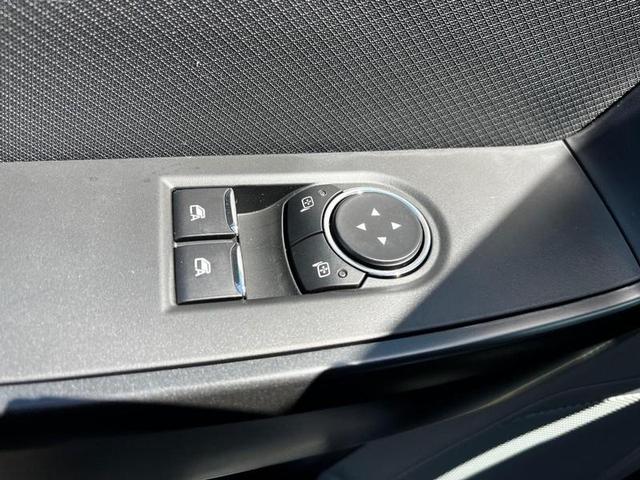 Photo of 2025 Oxford White Ford F-150