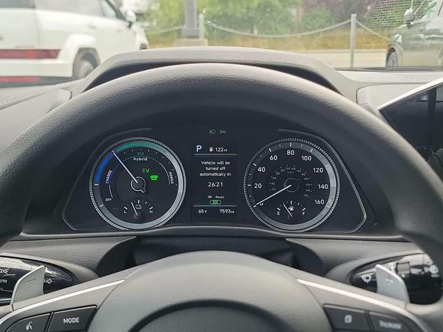 Photo of 2023 Onyx Black Hyundai SONATA Hybrid