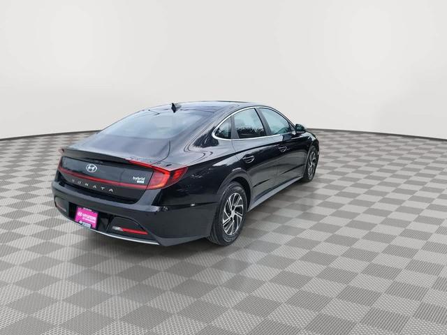 Photo of 2023 Onyx Black Hyundai SONATA Hybrid