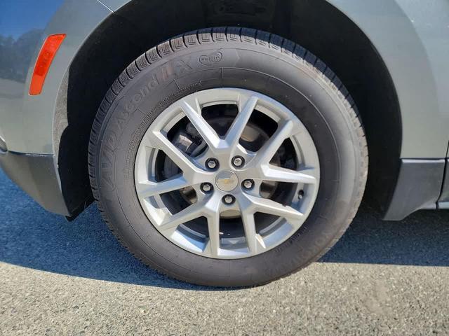 Photo of 2023 Sterling Gray Metallic Chevrolet Equinox