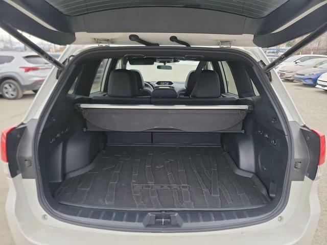 Photo of 2024 Crystal White Pearl Subaru Forester