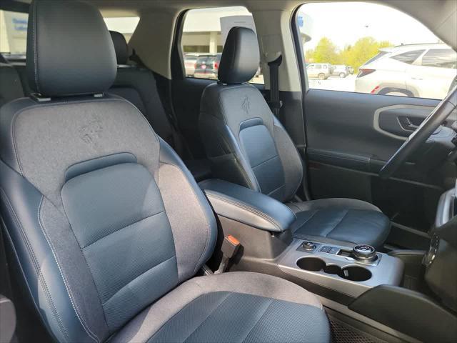 Photo of 2021 Oxford White Ford Bronco Sport