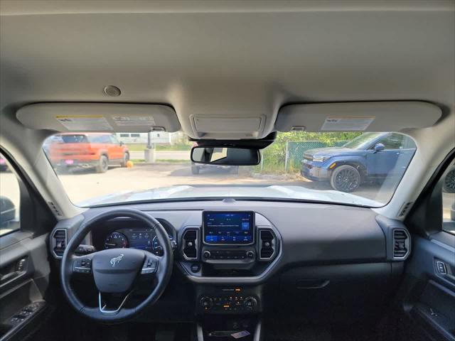 Photo of 2021 Oxford White Ford Bronco Sport