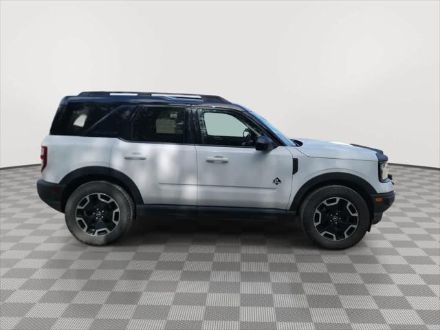 Photo of 2021 Oxford White Ford Bronco Sport