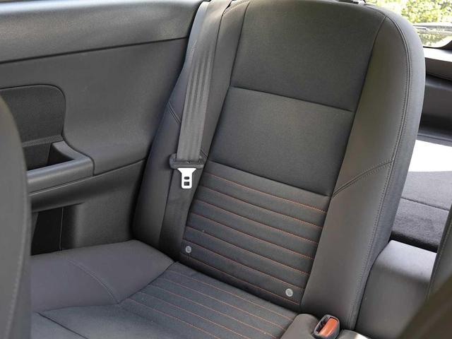 Photo of 2011 Silver Metallic Volvo C30