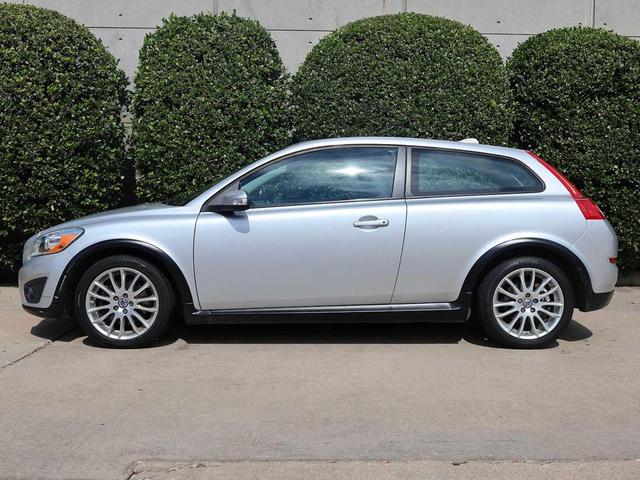 Photo of 2011 Silver Metallic Volvo C30