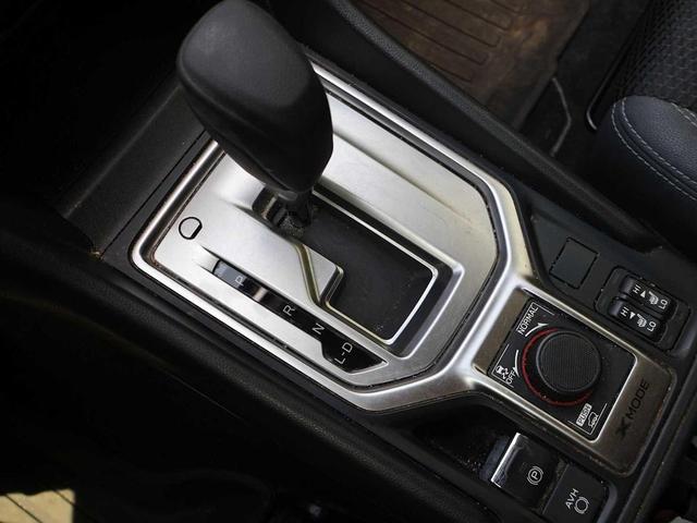 Photo of 2020 Ice Silver Metallic Subaru Forester