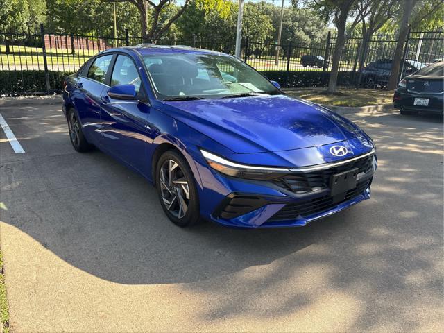 Photo of 2024 Intense Blue Hyundai ELANTRA