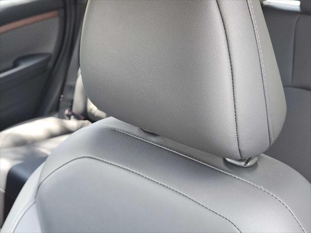 Photo of 2025 Crystal White Pearl Subaru Forester