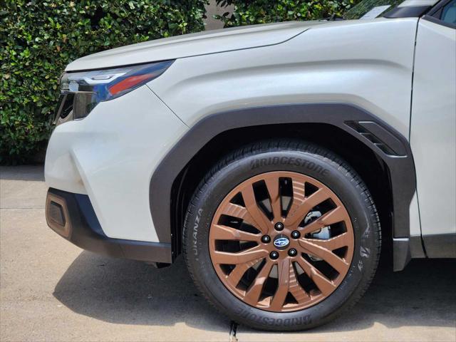 Photo of 2025 Crystal White Pearl Subaru Forester