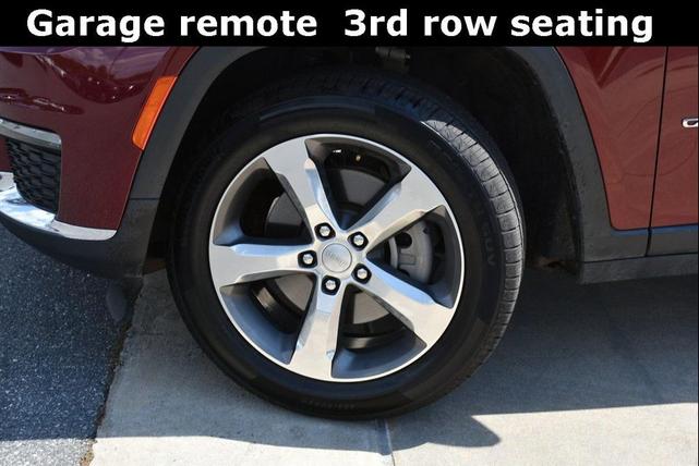 Photo of 2021 Velvet Red Pearlcoat Jeep Grand Cherokee L