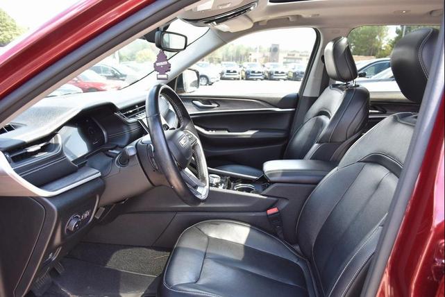 Photo of 2021 Velvet Red Pearlcoat Jeep Grand Cherokee L