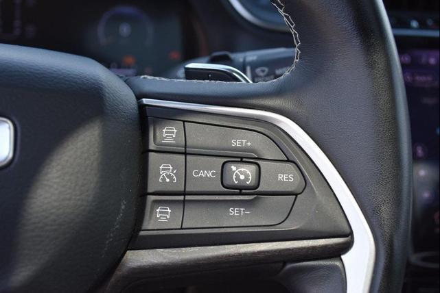 Photo of 2021 Velvet Red Pearlcoat Jeep Grand Cherokee L