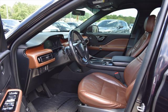 Photo of 2020 Black Metallic Lincoln Aviator