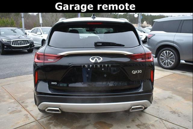 Photo of 2025 Black Obsidian INFINITI QX50
