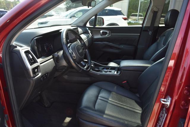 Photo of 2022 Passion Red Tintcoat Kia Sorento