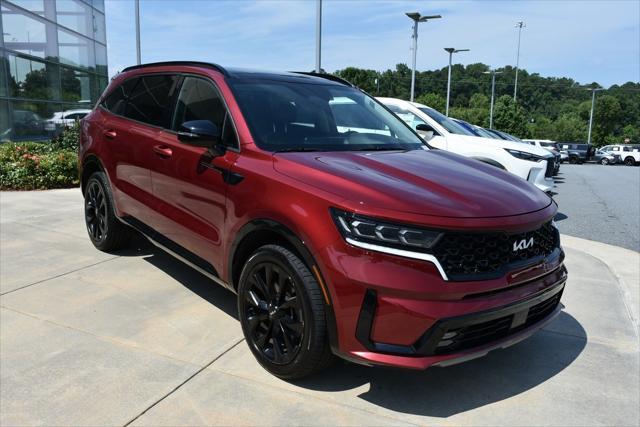 Photo of 2022 Passion Red Tintcoat Kia Sorento